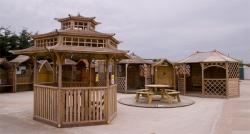 آلاچیق چوبی